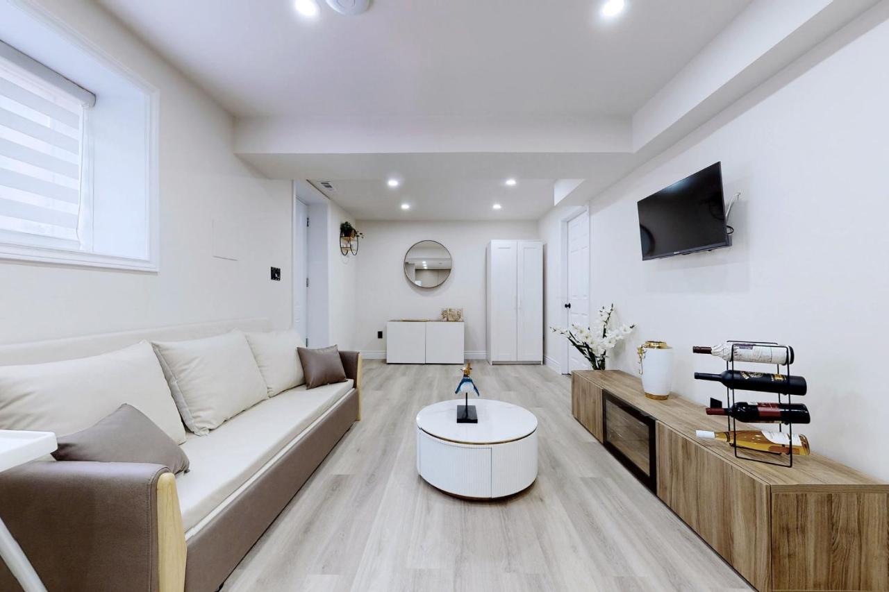 فوغان Stunning 2Br Lower Level Unit المظهر الخارجي الصورة