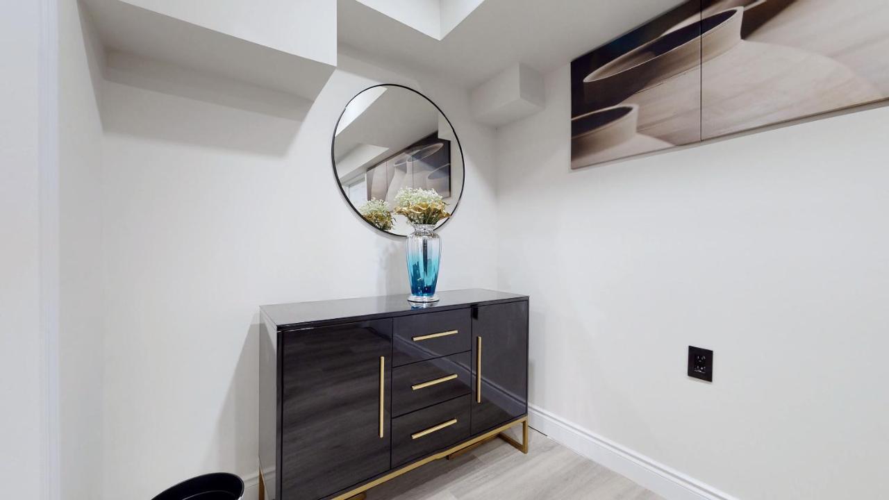 فوغان Stunning 2Br Lower Level Unit المظهر الخارجي الصورة