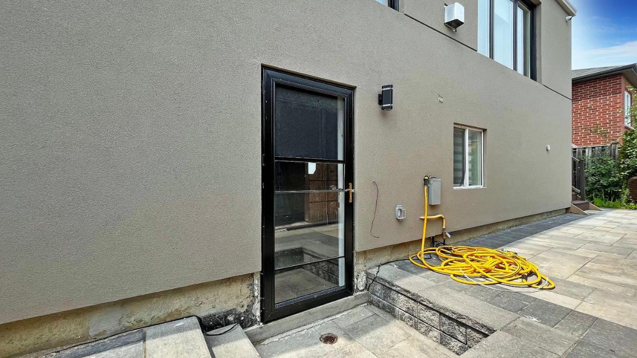 فوغان Stunning 2Br Lower Level Unit المظهر الخارجي الصورة